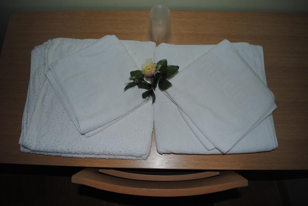 Hostal La Cortijana Logroño Kültér fotó